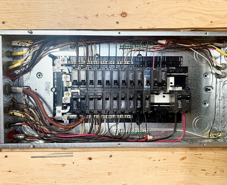Electrical Panel Replacement & Upgrade in Historic Milwaukie